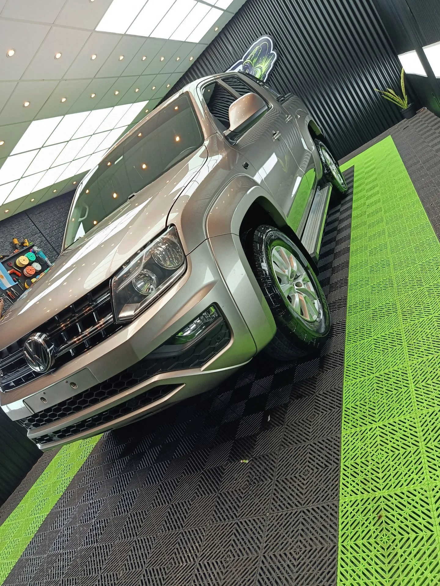 Lavado Amarok